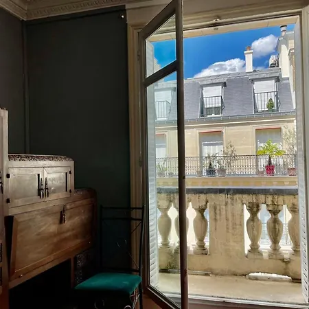 Apartment Haussmann Opera By Interhome *